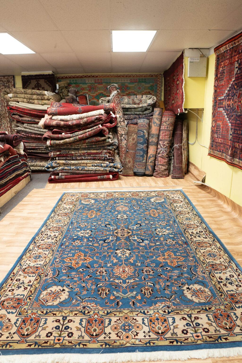 Heriz Wool Rug 7.0x10.0 View 4