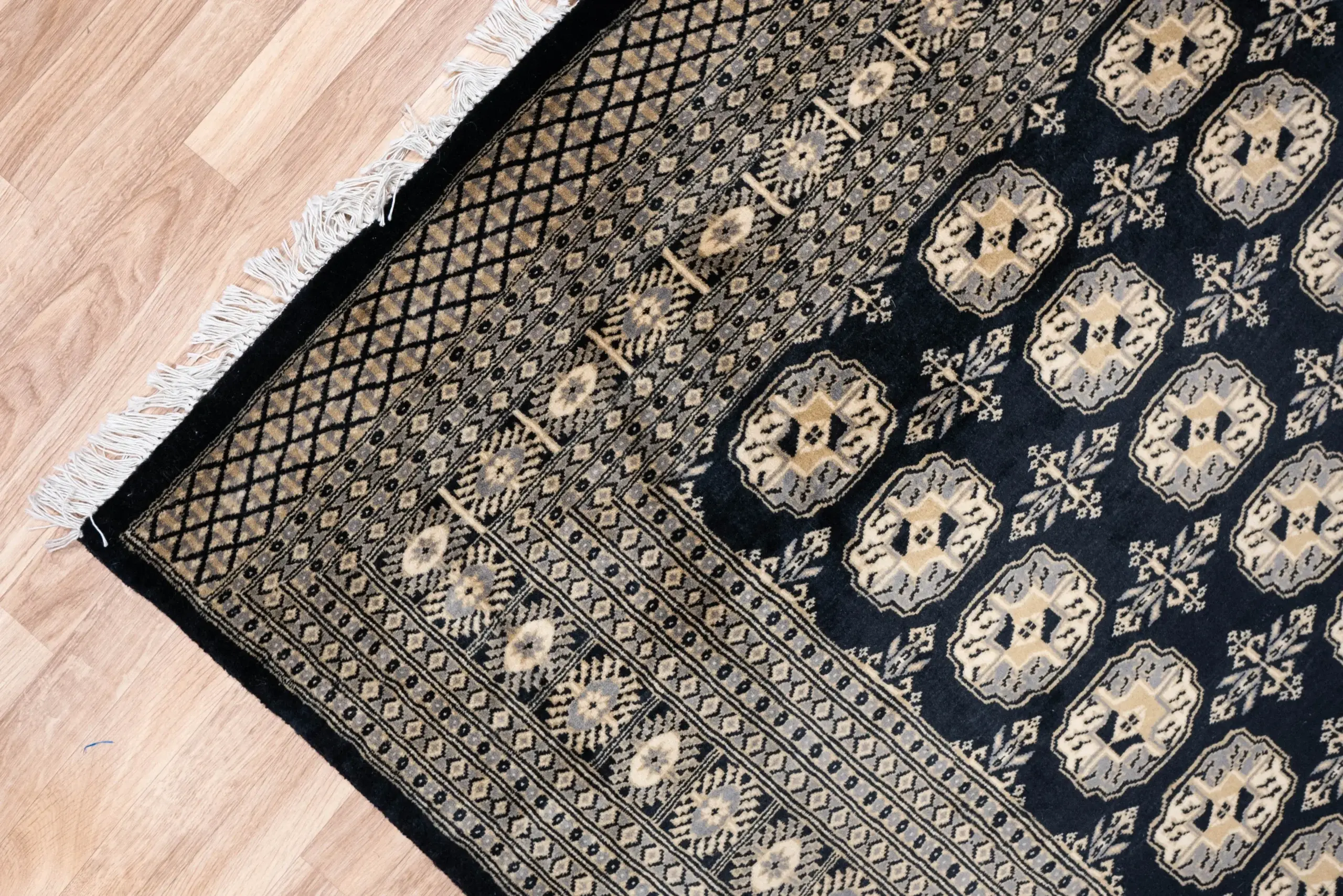 Bokhara Wool Pile Rug 5.0 x 8.0' View 1