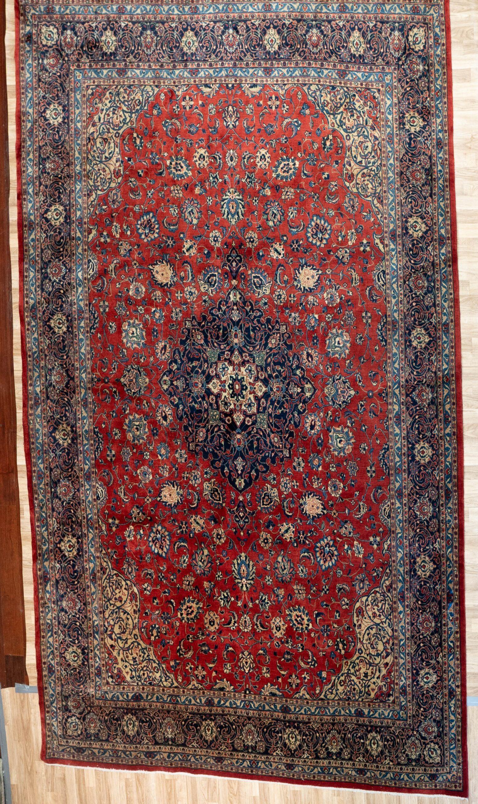 Sarouk Wool Rug 8.10'x12.6' View 1