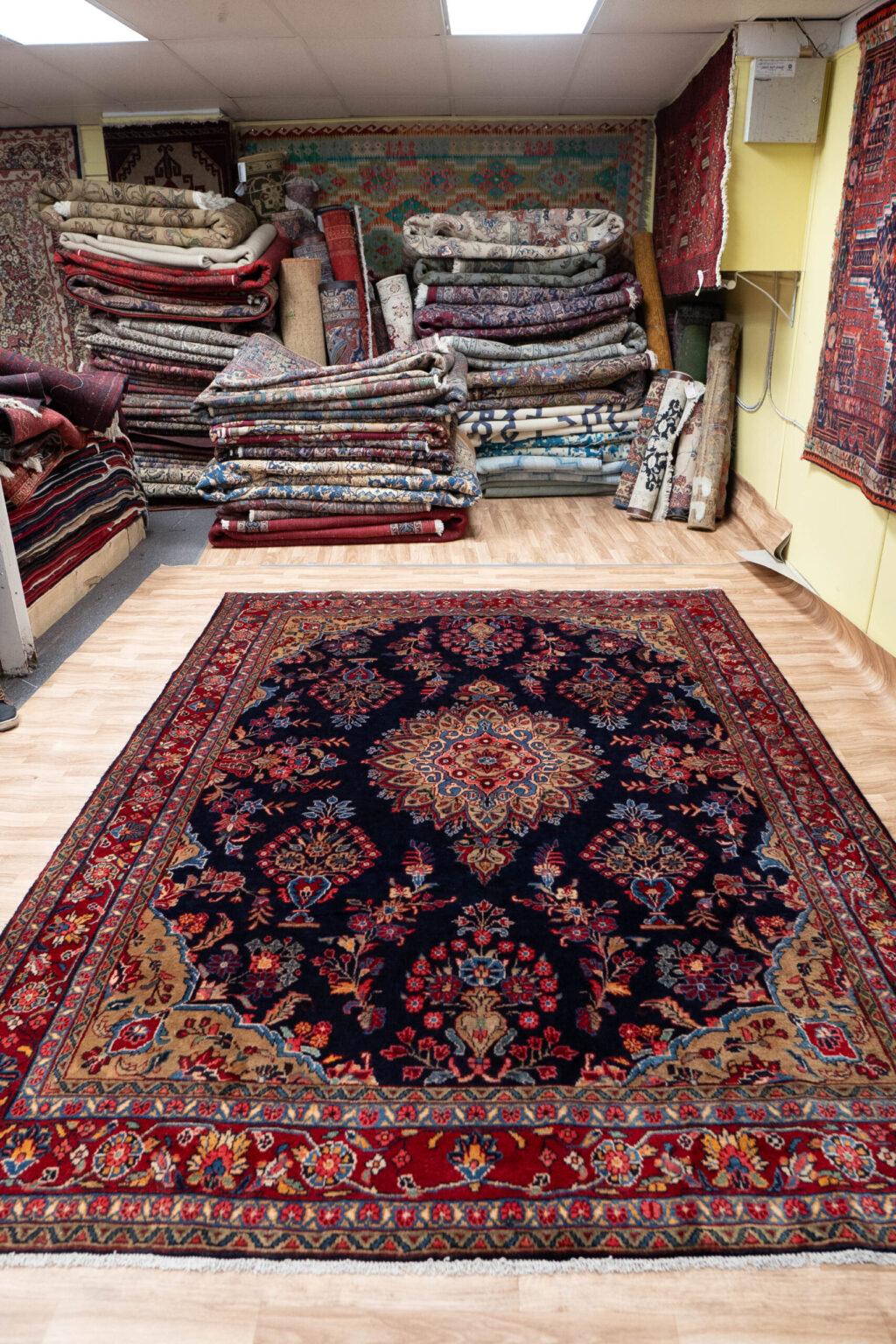 Hamadan Wool Rug 6.9x9.9 View 6