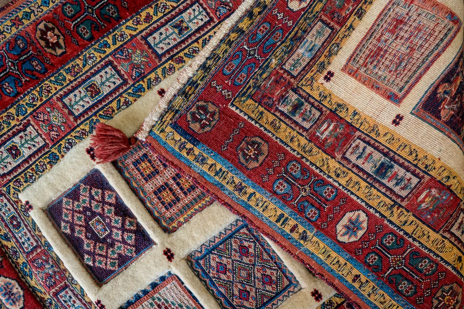 Kilim Rug 3922 – Genuine Hand-Woven Wool Oriental Rug View 8