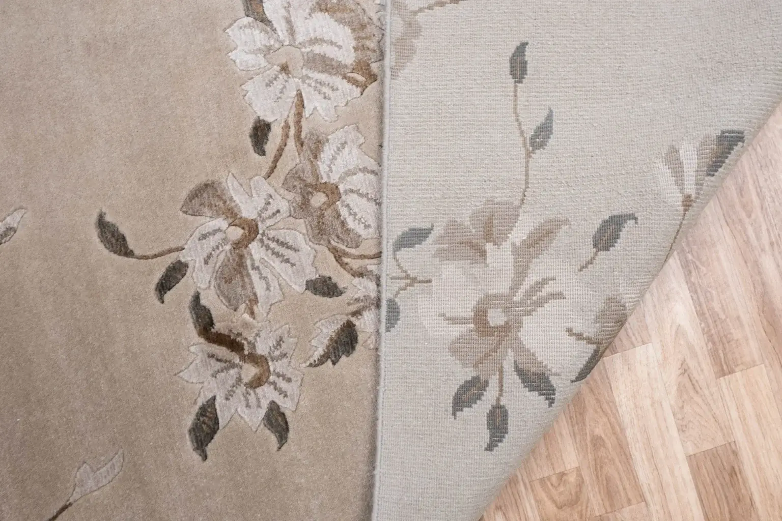 Tibet Wool Silk Rug 5 x 8' View 2