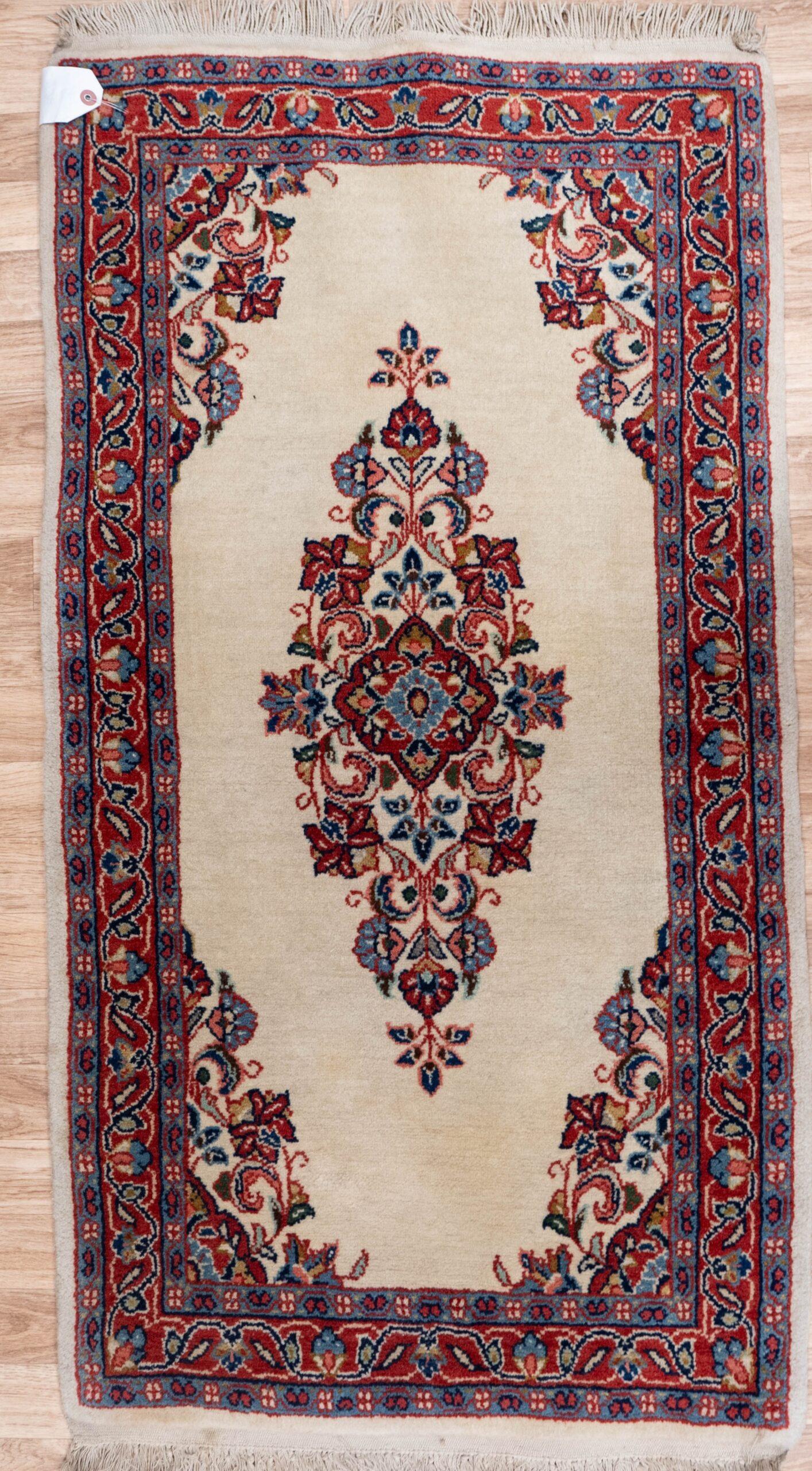 Sarouk Rug 2.3x4.1 View 1