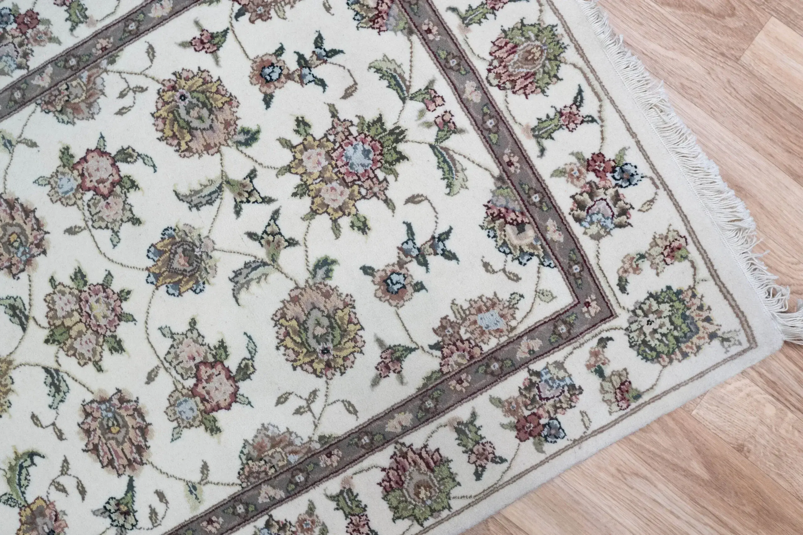 Tabriz Wool Runner 2.6'x10.0' View 4