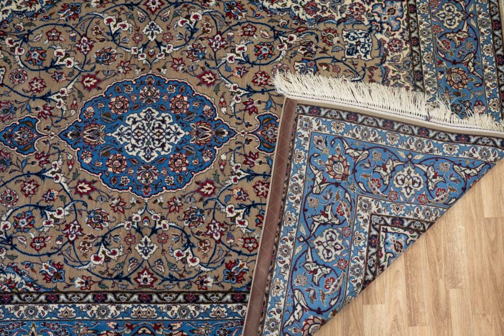Isfahan Silk pile Rug 5'x7' View 4