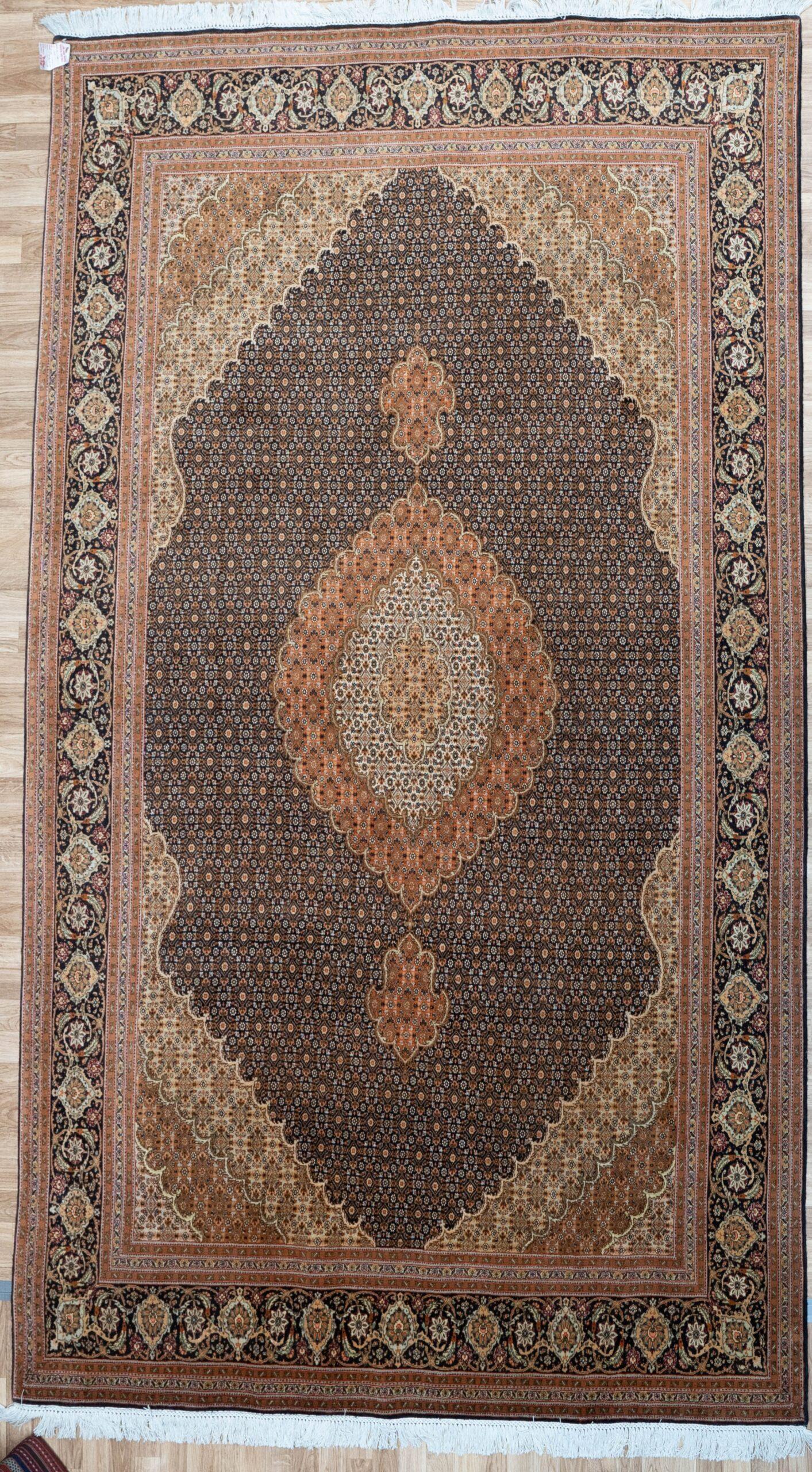 Tabriz Wool Rug 6.7x9.7 View 2