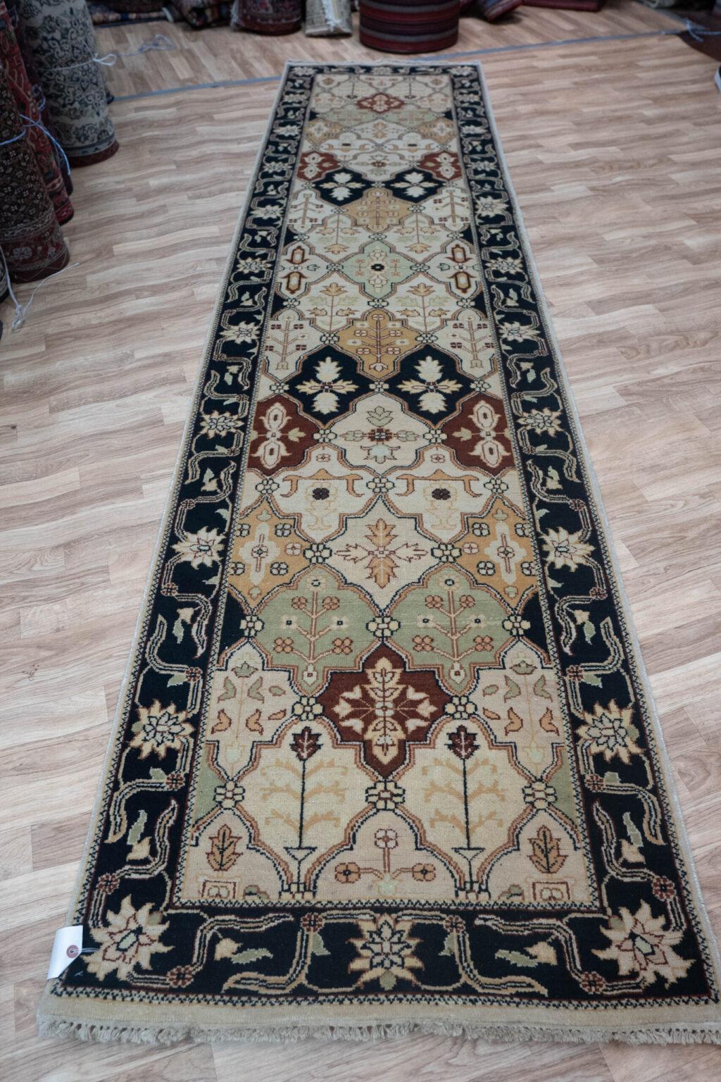 Bakhtiar Wool Rug 2.8'x11.5' View 5