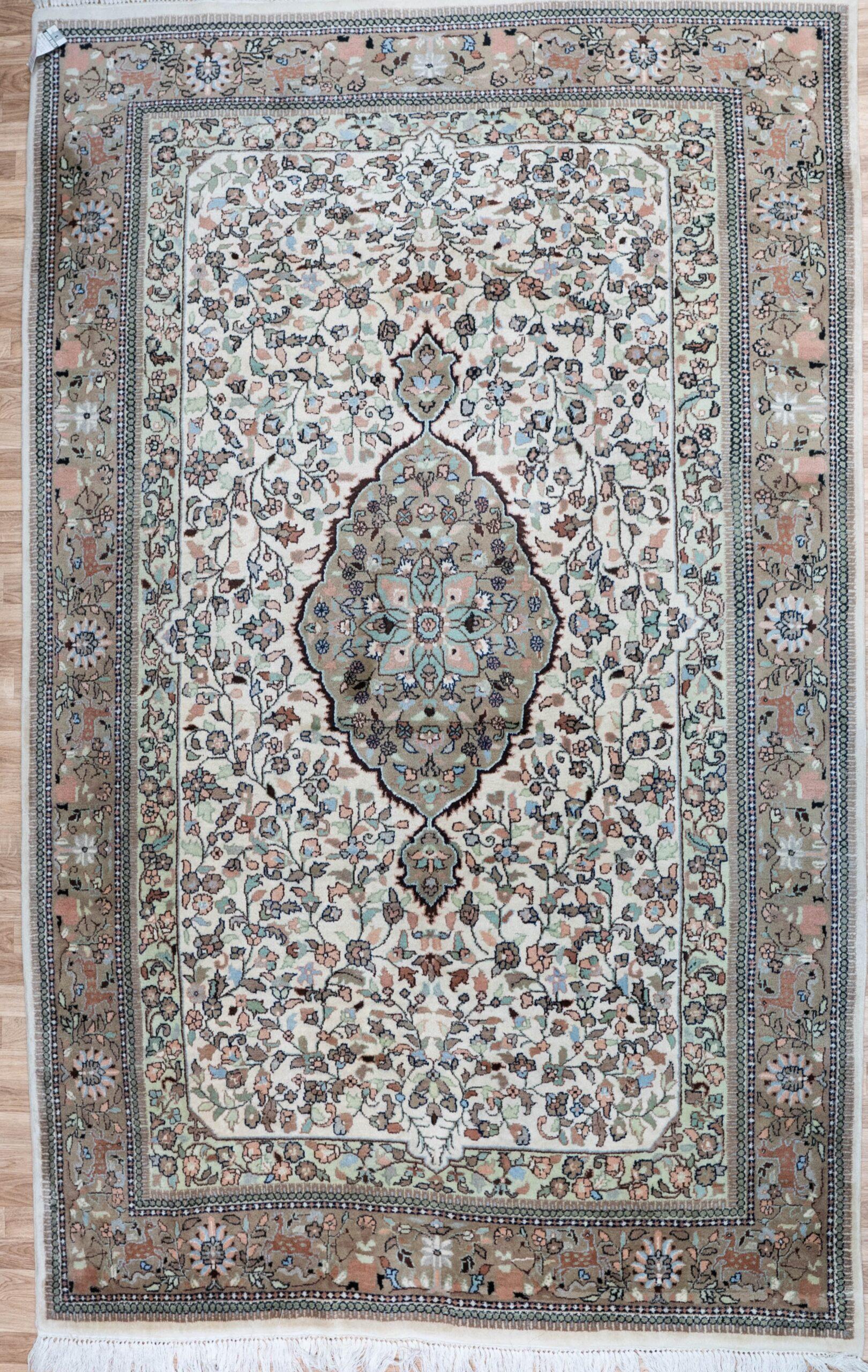 Tabriz Wool Pile Rug 6'x9' View 1
