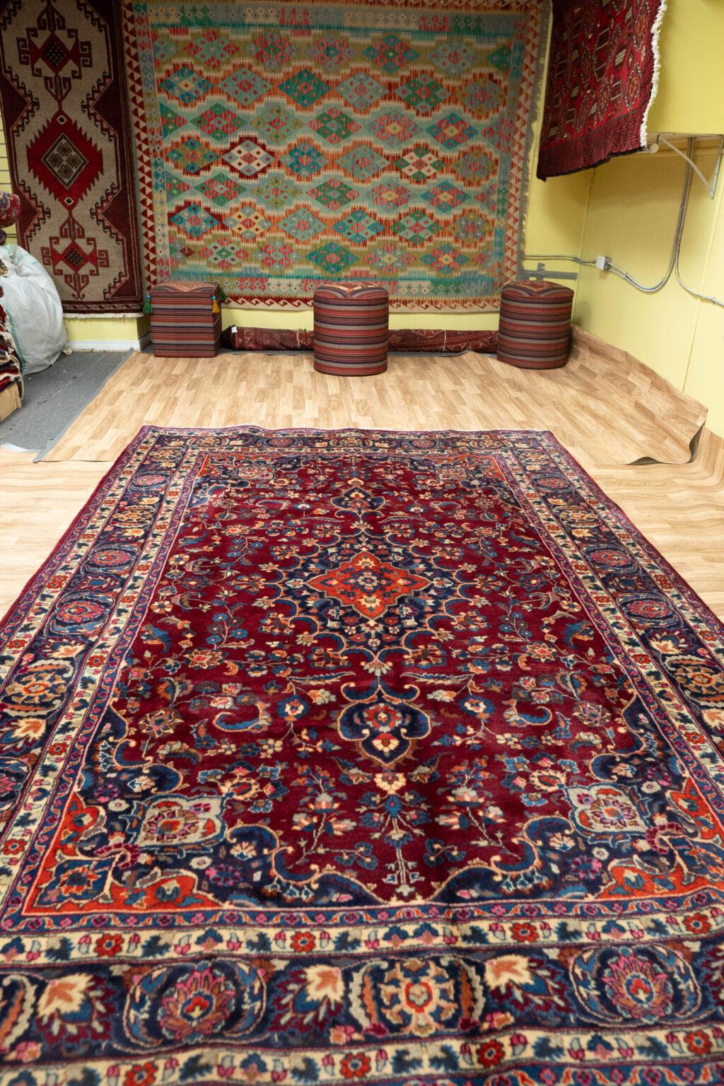 Mashad Wool Rug 6.8x9.8 View 5