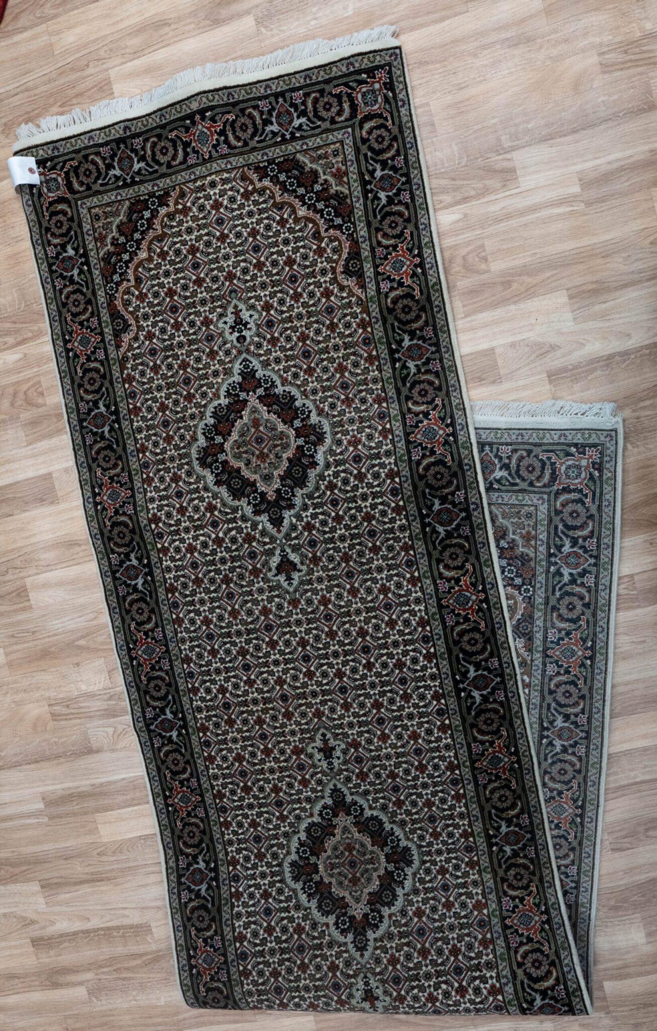 Tabriz Wool Runner 2.7'x9.11' View 3