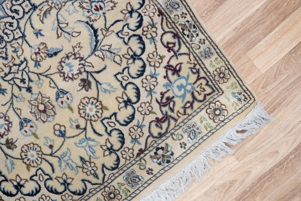 Nain Wool Rug 3.10x4.2 View 3