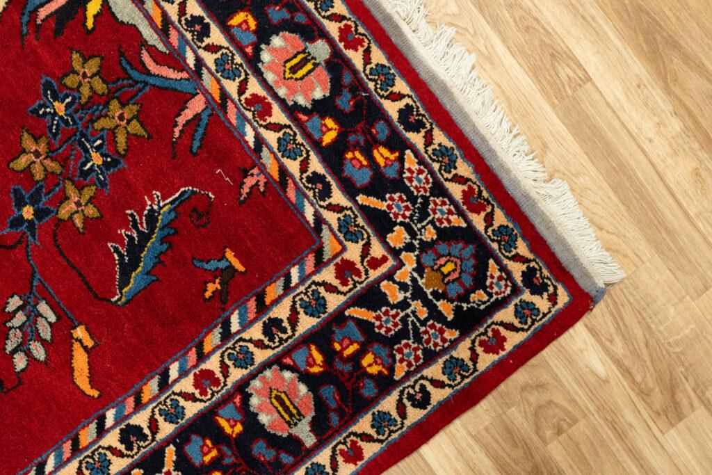 Sarouk Wool Rug 7.0x10.0 View 3