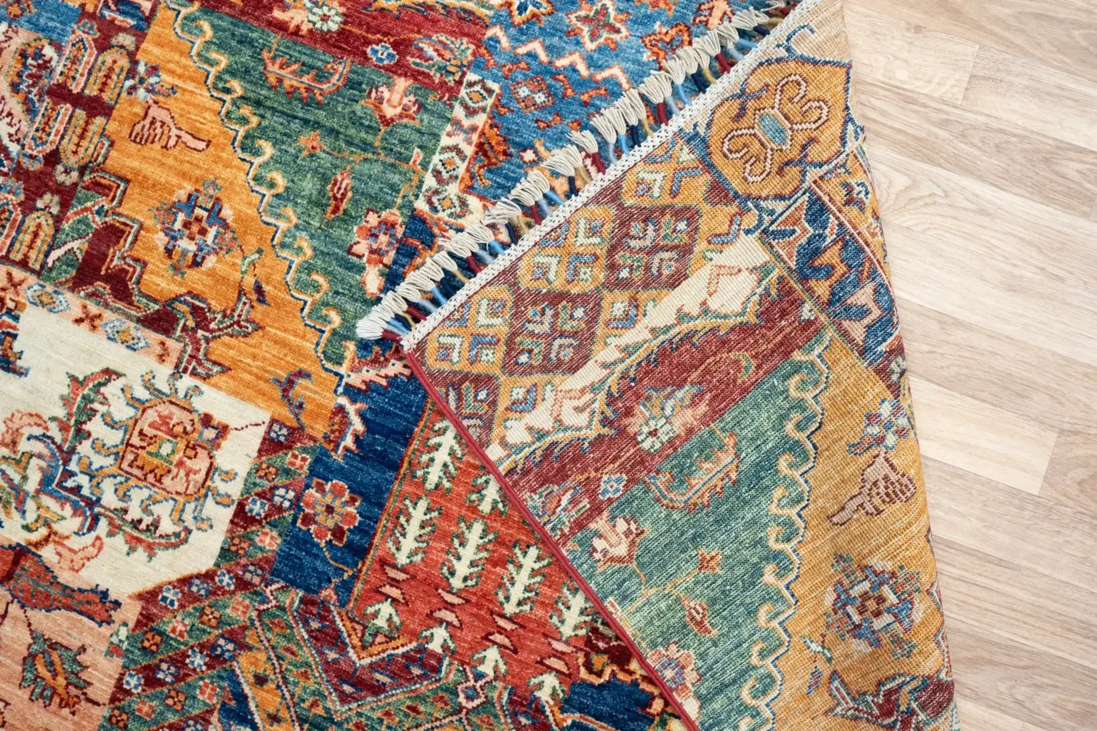 Khorjin Wool Rug 7.7 x 5.5' View 4