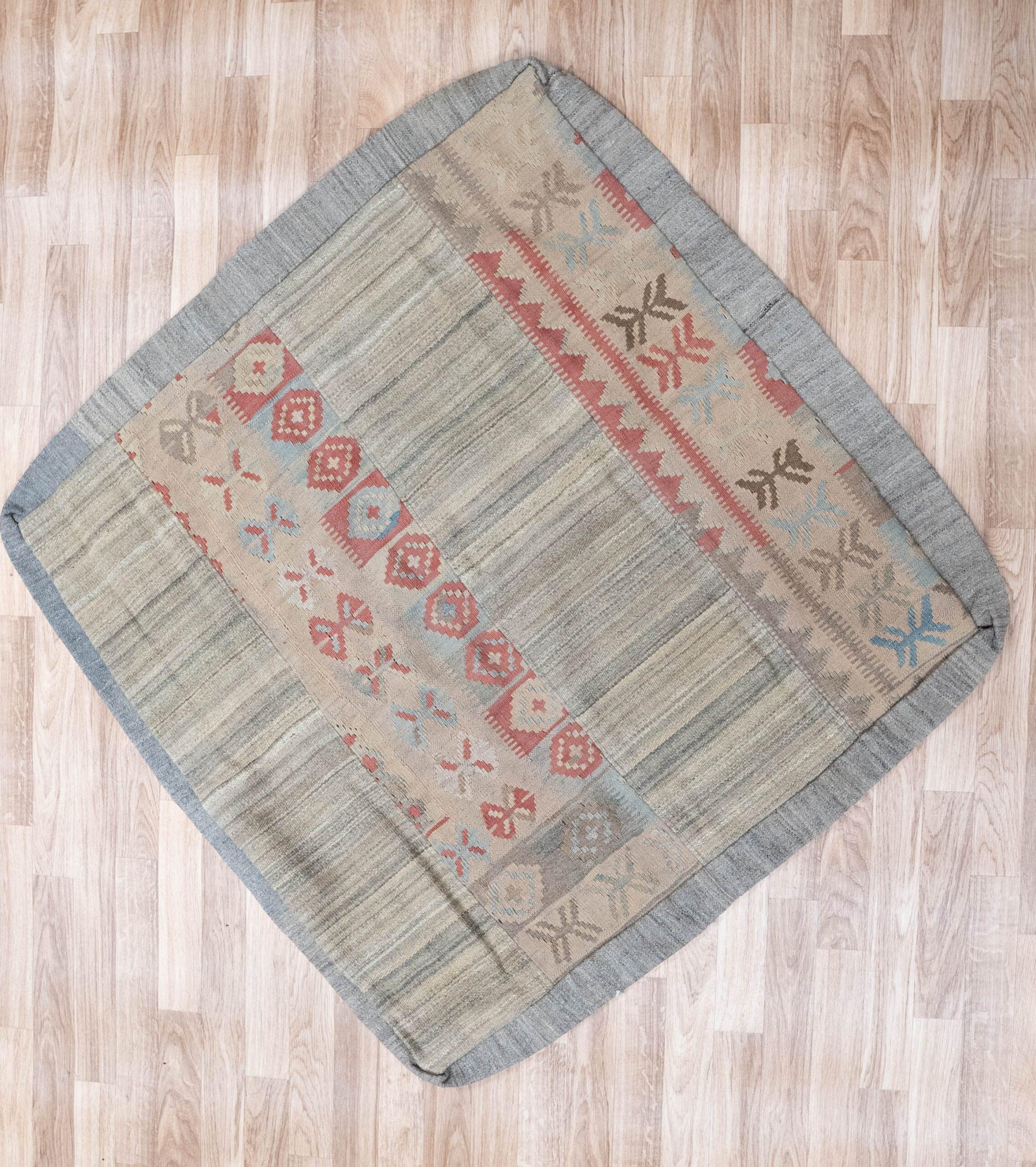 Khorjin Wool Rug 3.5x3.5 View 1