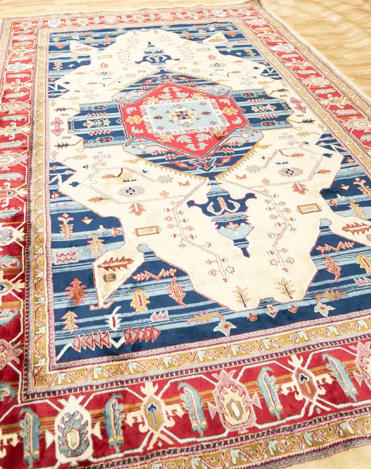 Hariz Wool Rug 6.4 x 9.6 View 2