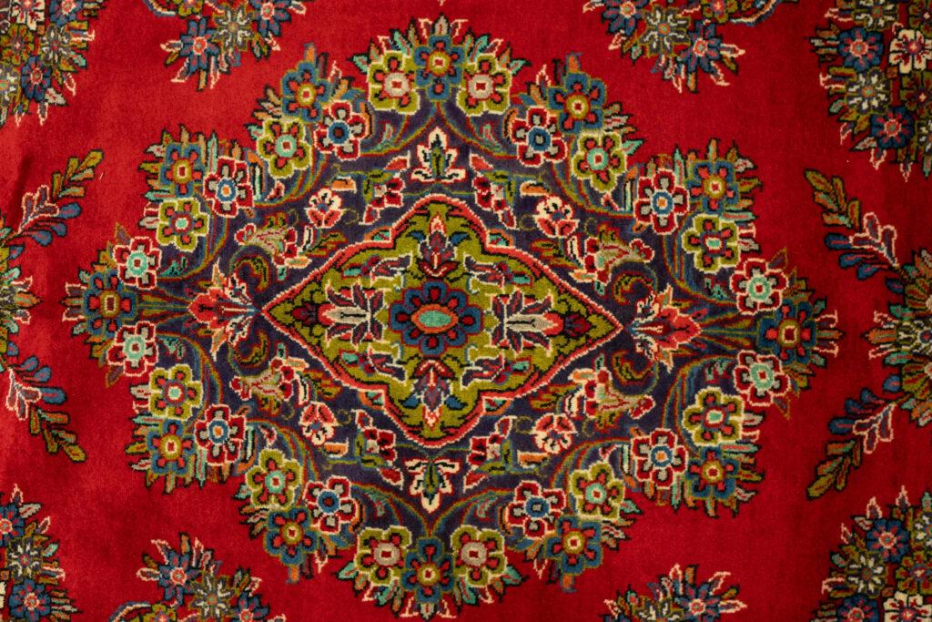 Sarouk Wool Rug 7.0x10.0 View 2