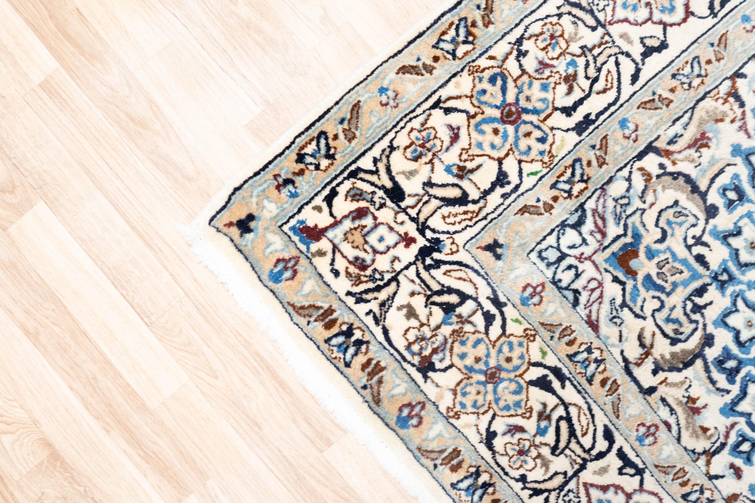 Nain Wool Rug 6.6x9.6 View 4