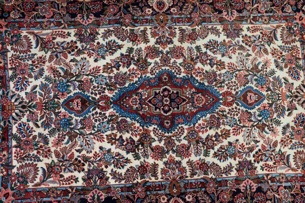 Sarouk Kurk Wool Rug 4.7'x6.10' View 2