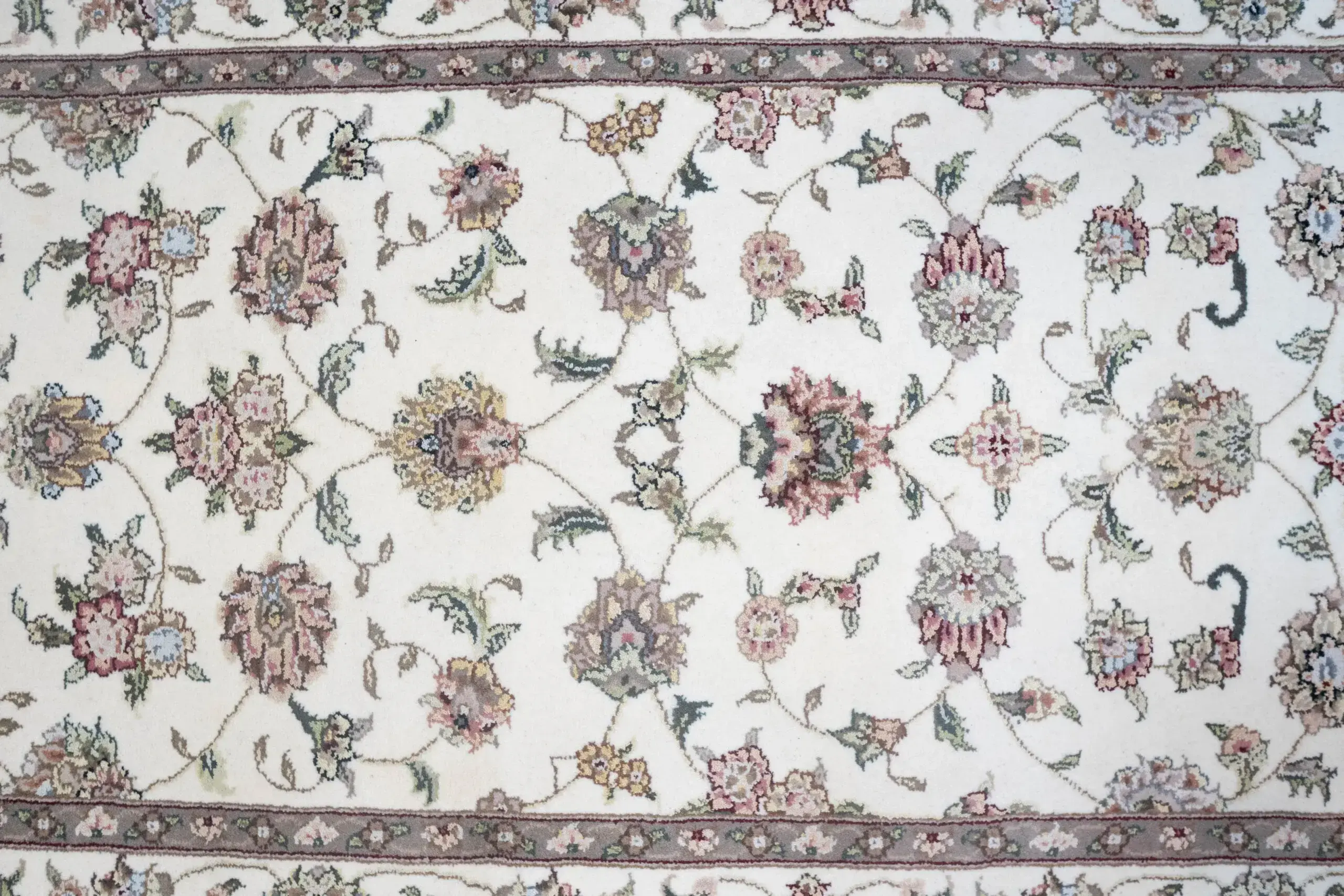 Tabriz Wool Runner 2.6'x10.0' View 2