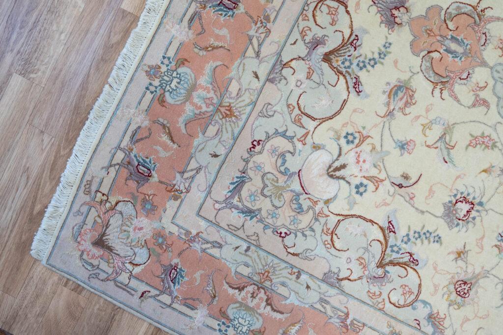 Tabriz Wool silk Rug 5'x6.7' View 2