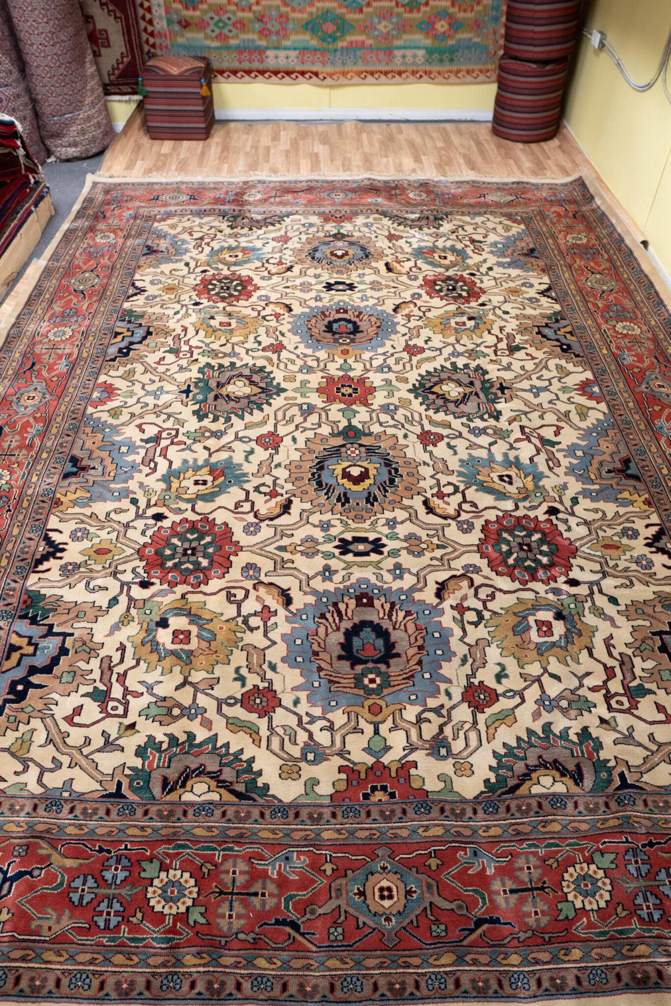 Serapi Rug 10.0x14.0 View 1