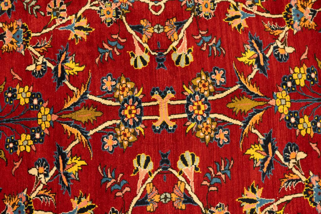 Sarouk Wool Rug 7.0x10.0 View 2