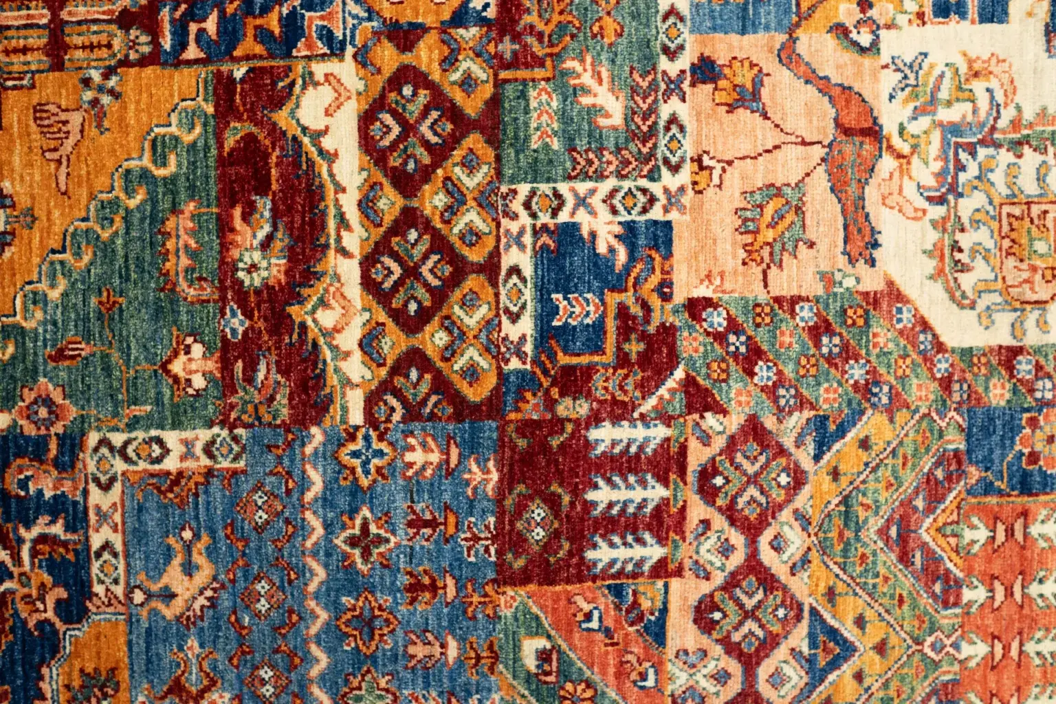 Khorjin Wool Rug 7.7 x 5.5' View 5