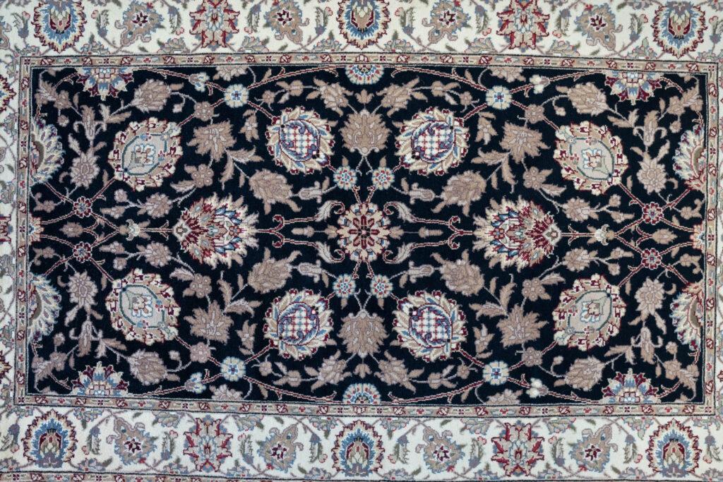 Tabriz Fine Wool Rug 3'x5' View 2