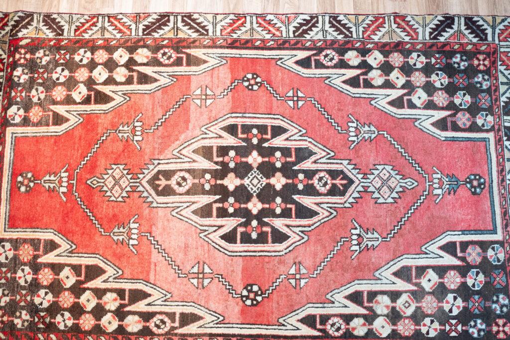 Hamadan Wool Rug 4.8'x6.7' View 3
