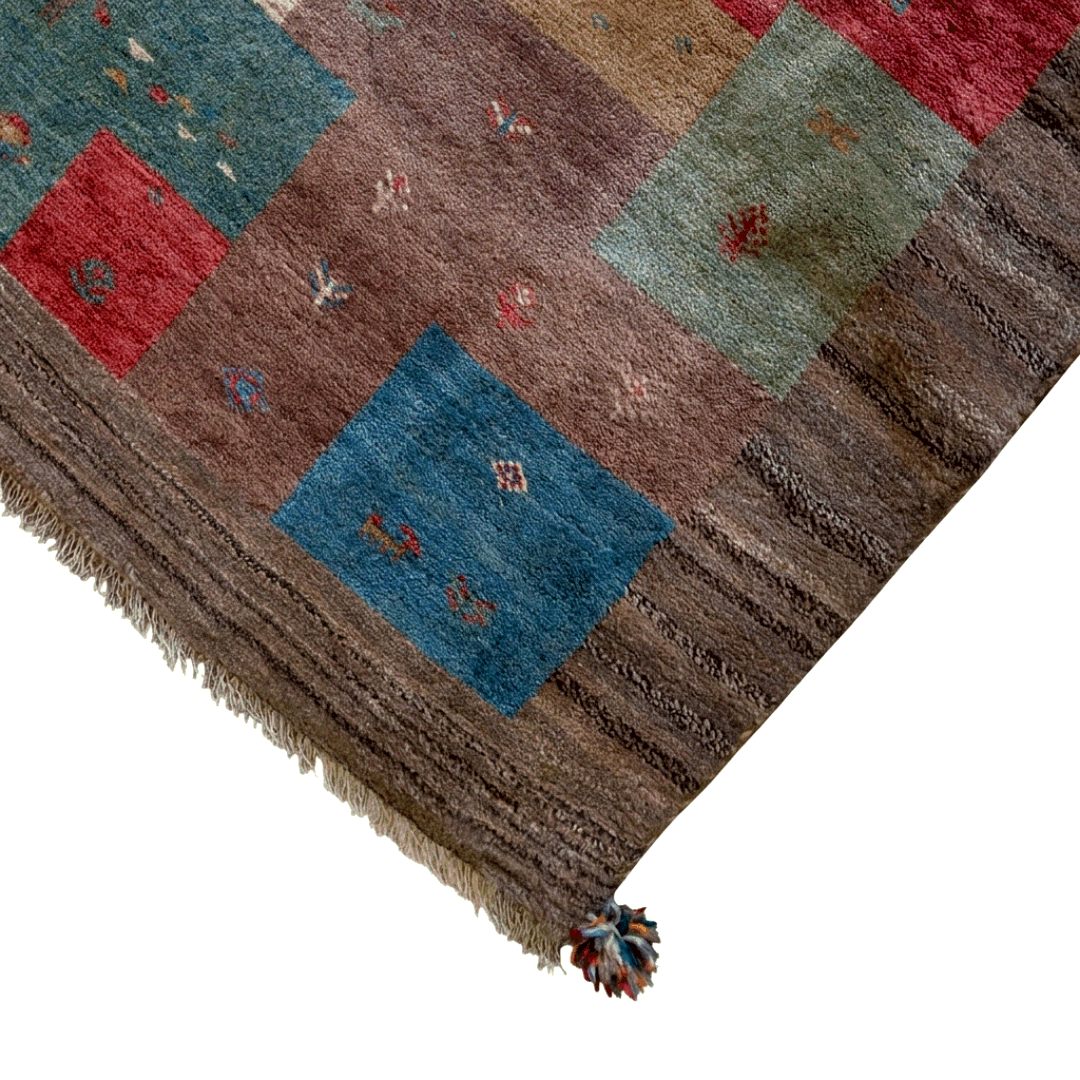 Gabbeh Rug 3924 – Genuine Hand-Woven Wool Oriental Rug View 4