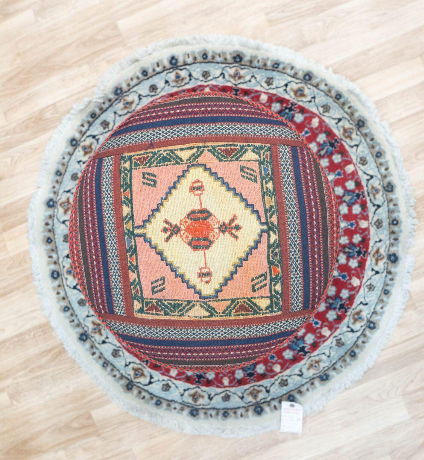 Nain Rug 3'x3' View 5