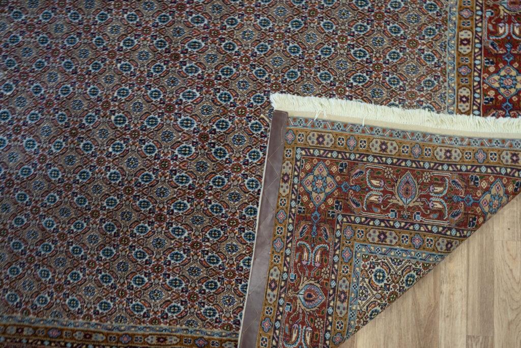 Moud Wool Silk Rug 5'x7' View 4