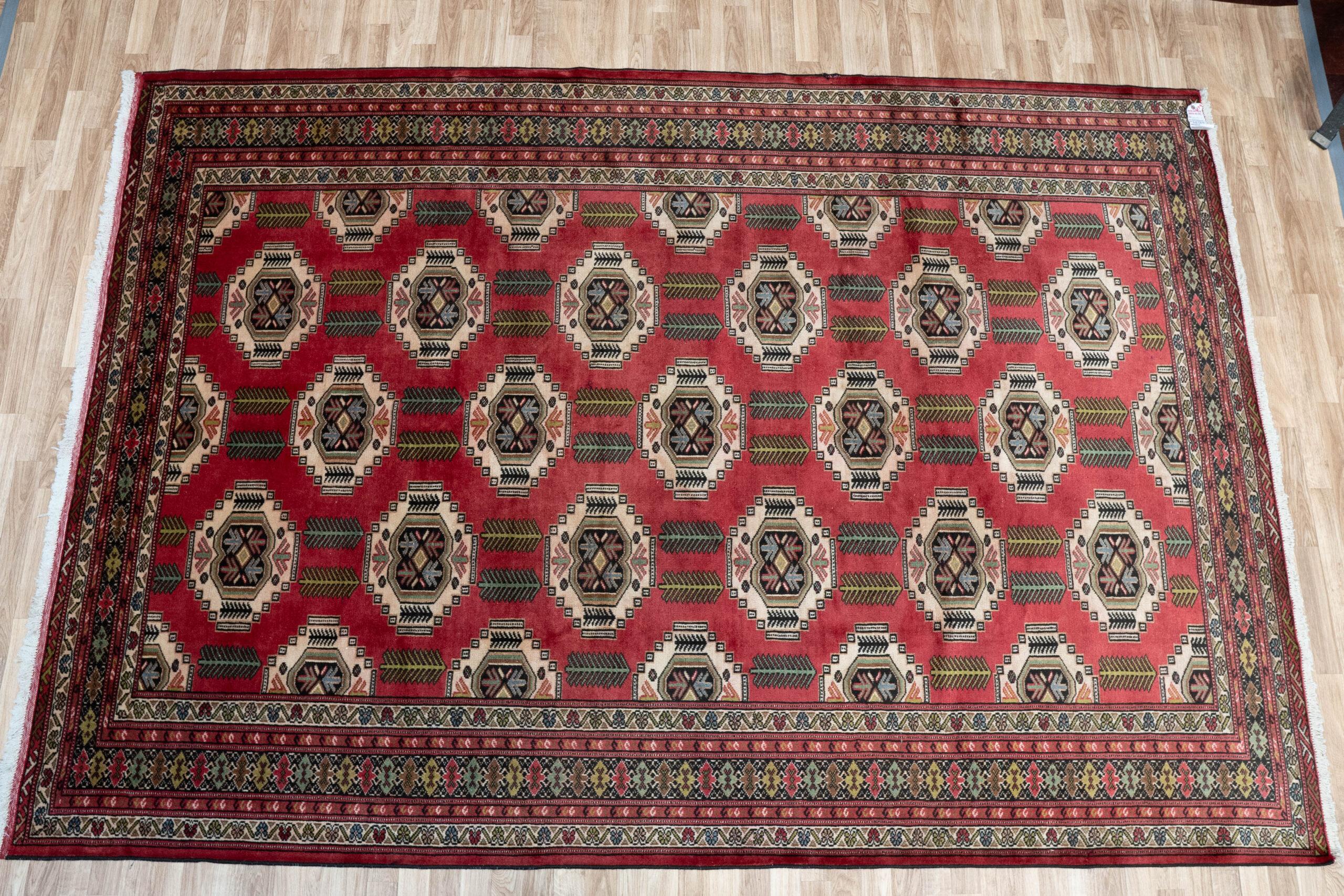 Turkmen rug 6.9'x9.9' View 1