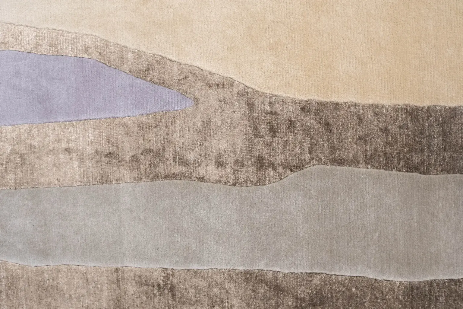 Tibet Wool Silk Rug 5.7 x 7.11' View 1