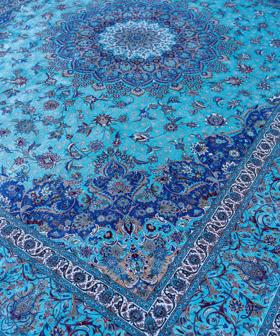 Luxury Qum Silk Handwoven Oriental Rug – 9'9" × 12'10" View 2