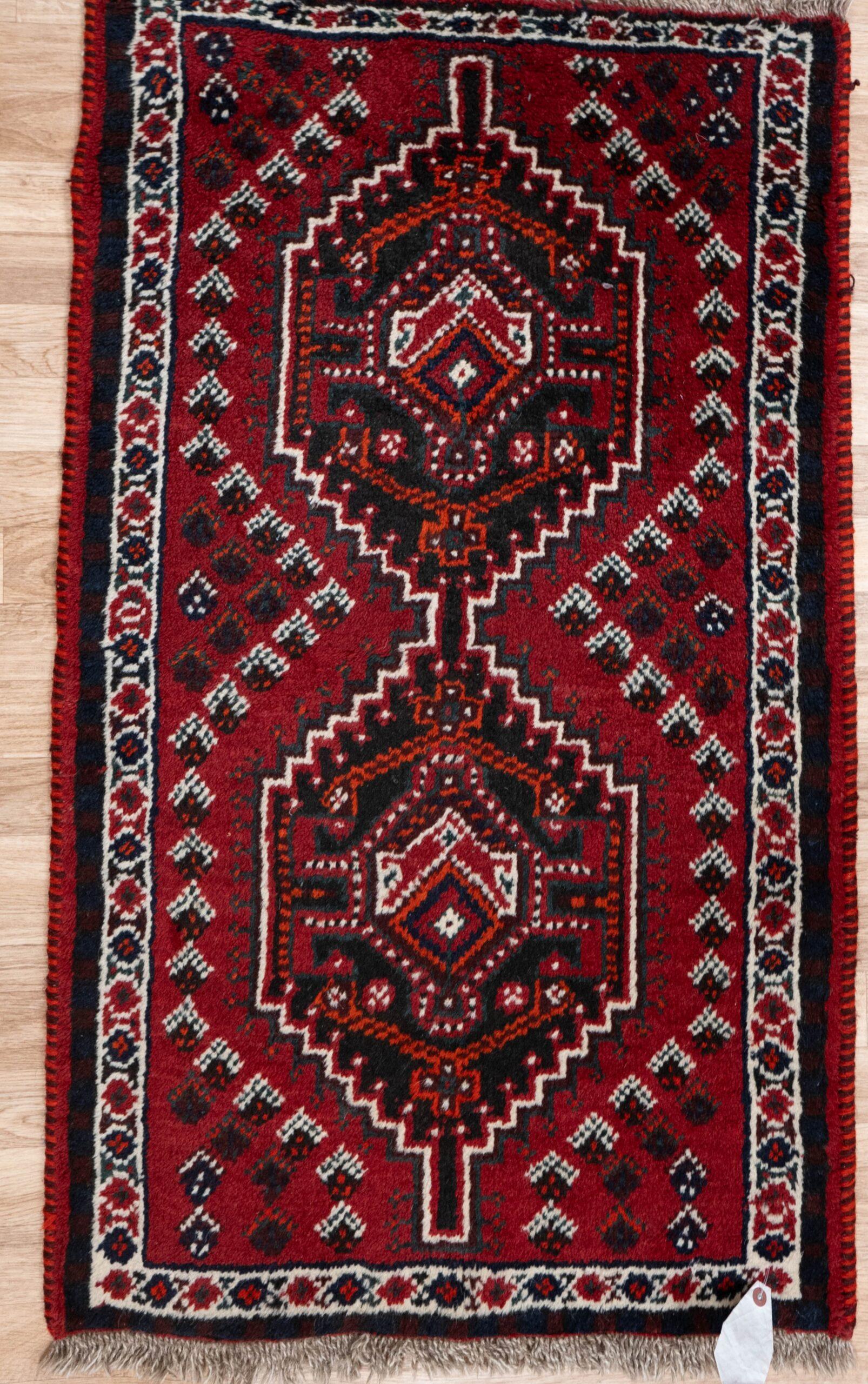 Shiraz Tabriz Wool Rug 2.6x4.0 View 1