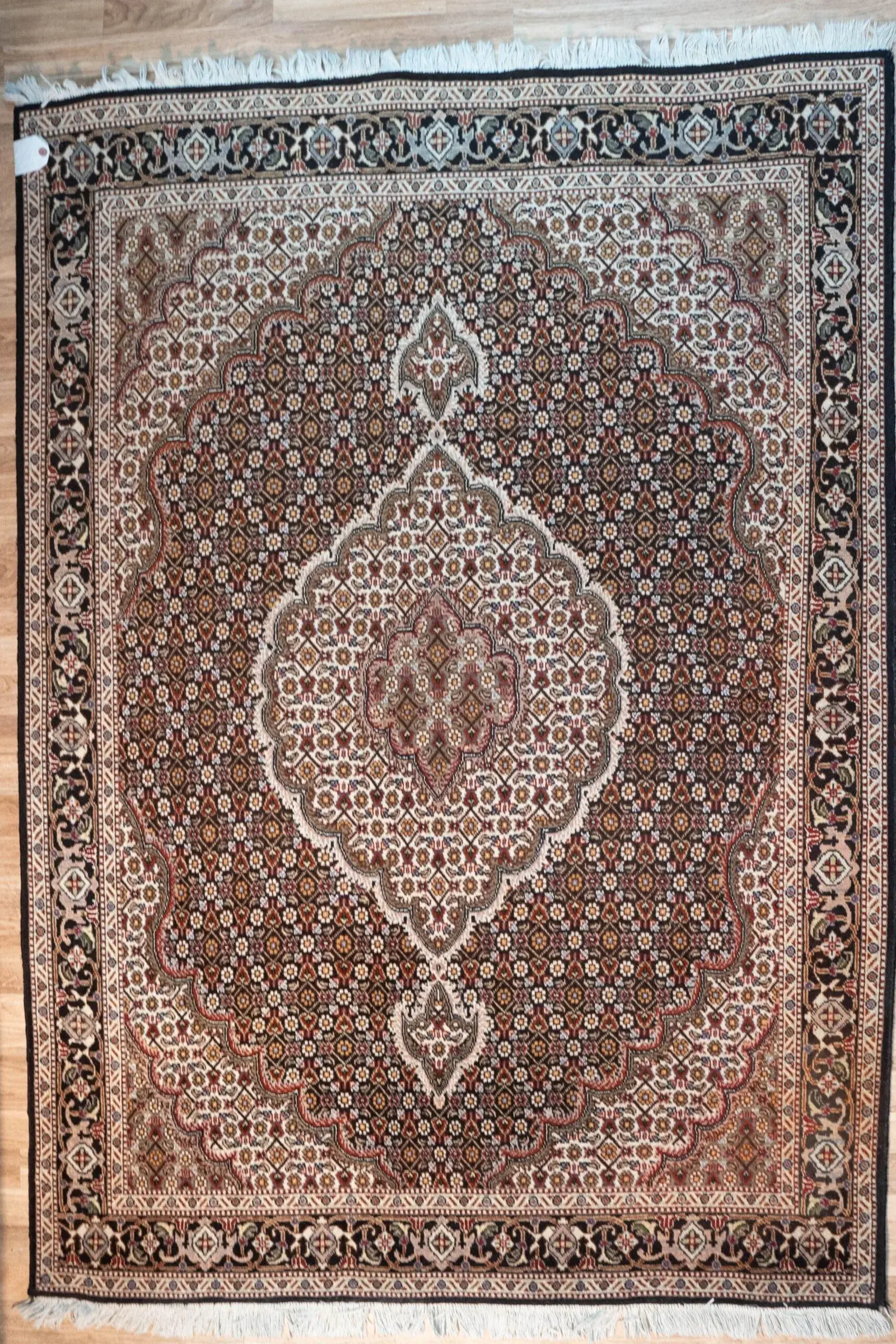 Tabriz Wool Silk Rug 5'x7'