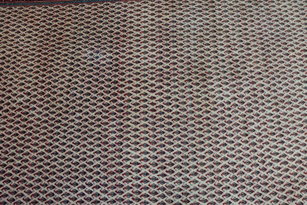 Mir Wool Rug 7.8'x10.10' View 2