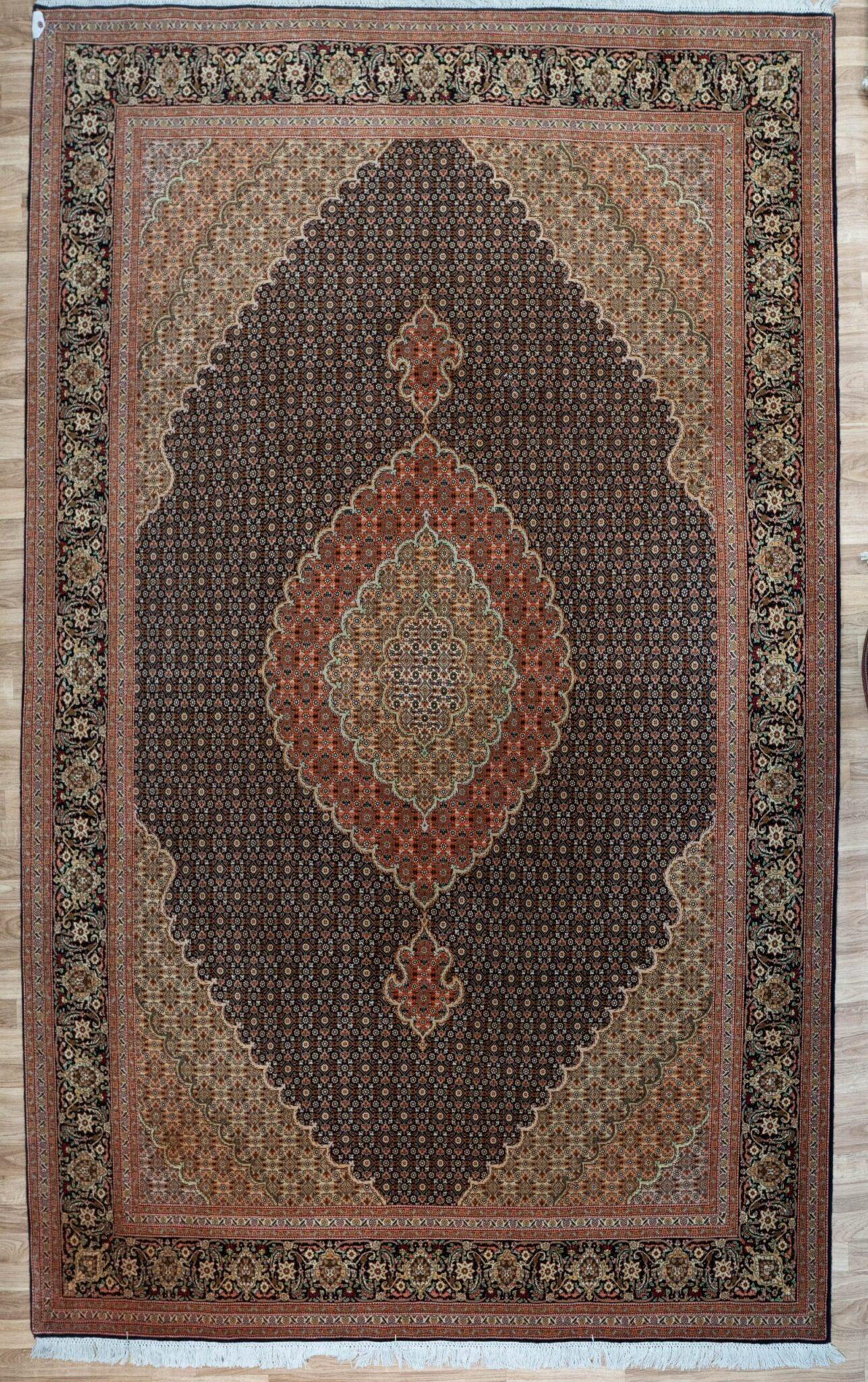 Tabriz Wool Silk Rug 6.9'x9.9' View 2