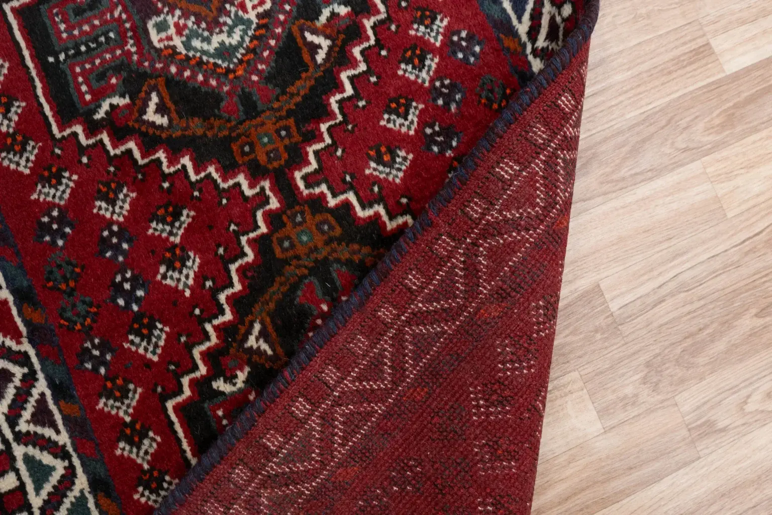 Shiraz  Wool Rug 2.6 x 4.0 View 2