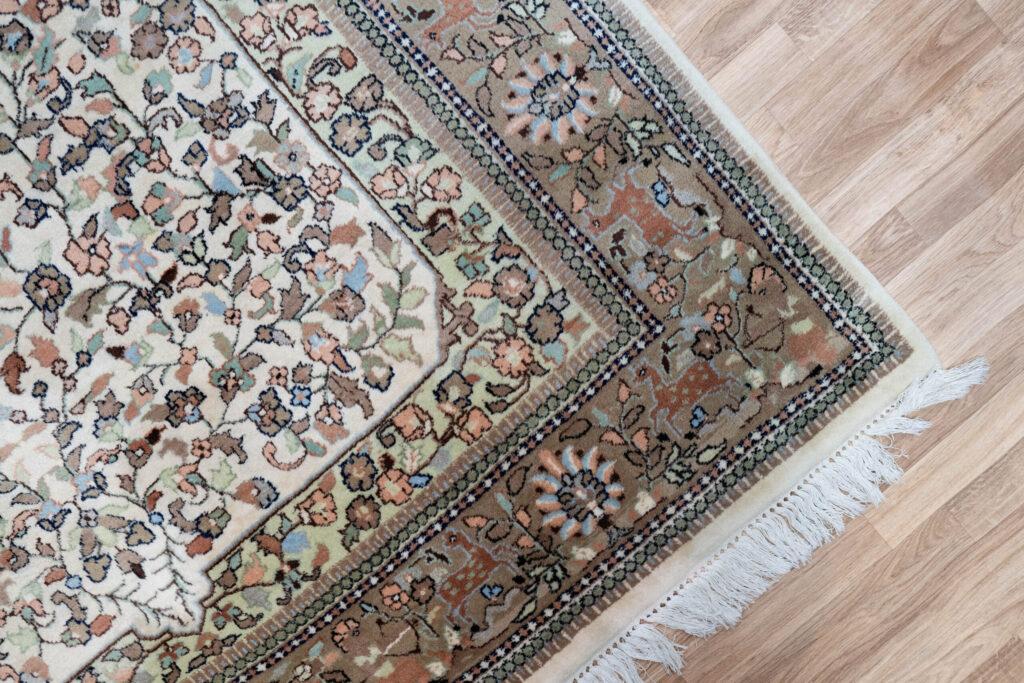 Tabriz Wool Pile Rug 6'x9' View 3