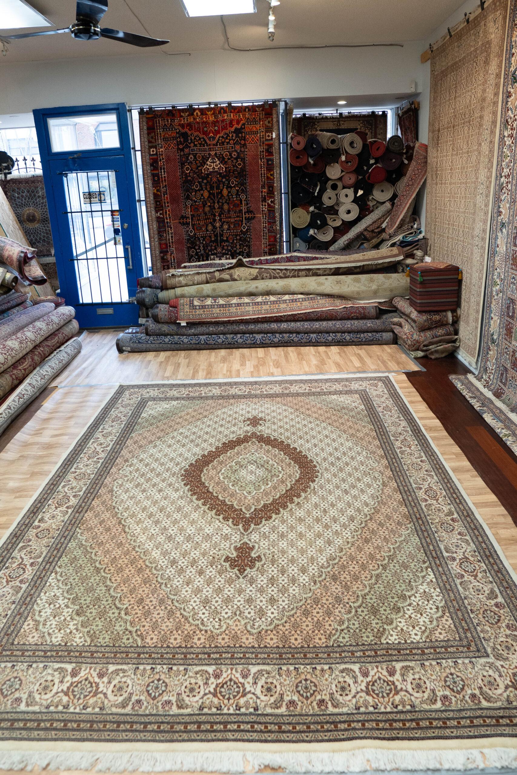 Tabriz Wool Rug 8.6'x11.6' View 9