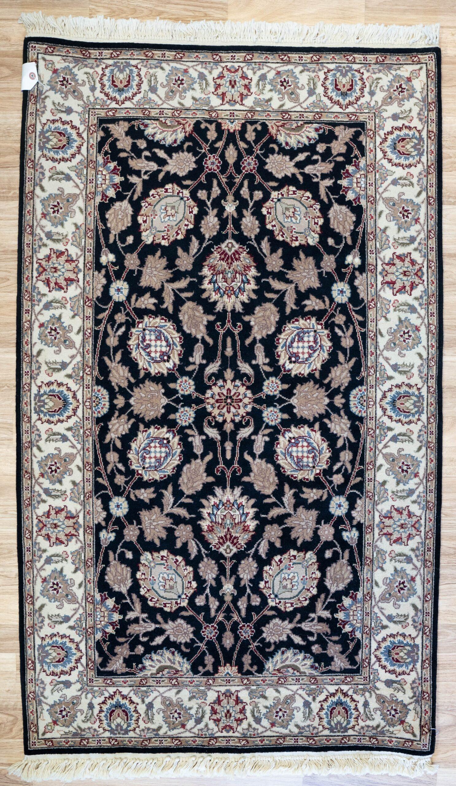 Tabriz Fine Wool Rug 3'x5' View 1
