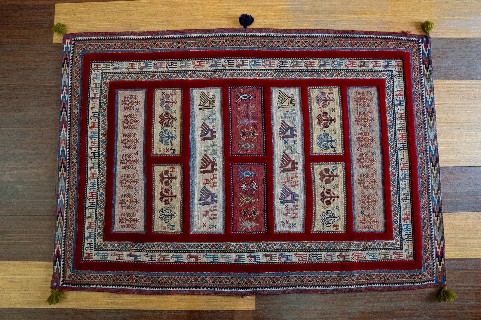 Kilim Rug 3911 – Genuine Hand-Woven Wool Oriental Rug View 1