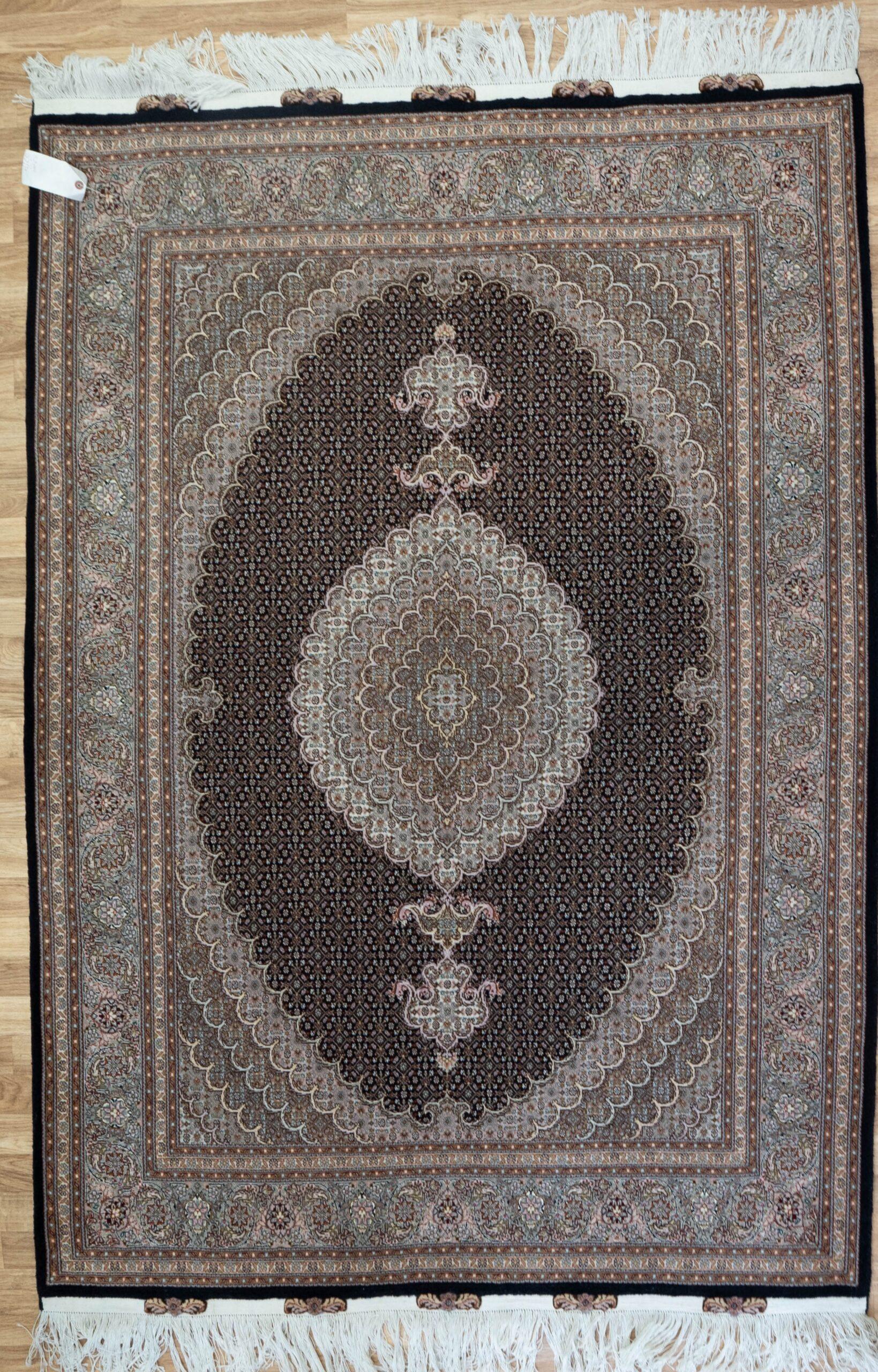 Tabriz Wool Silk Rug 5'x7' View 1