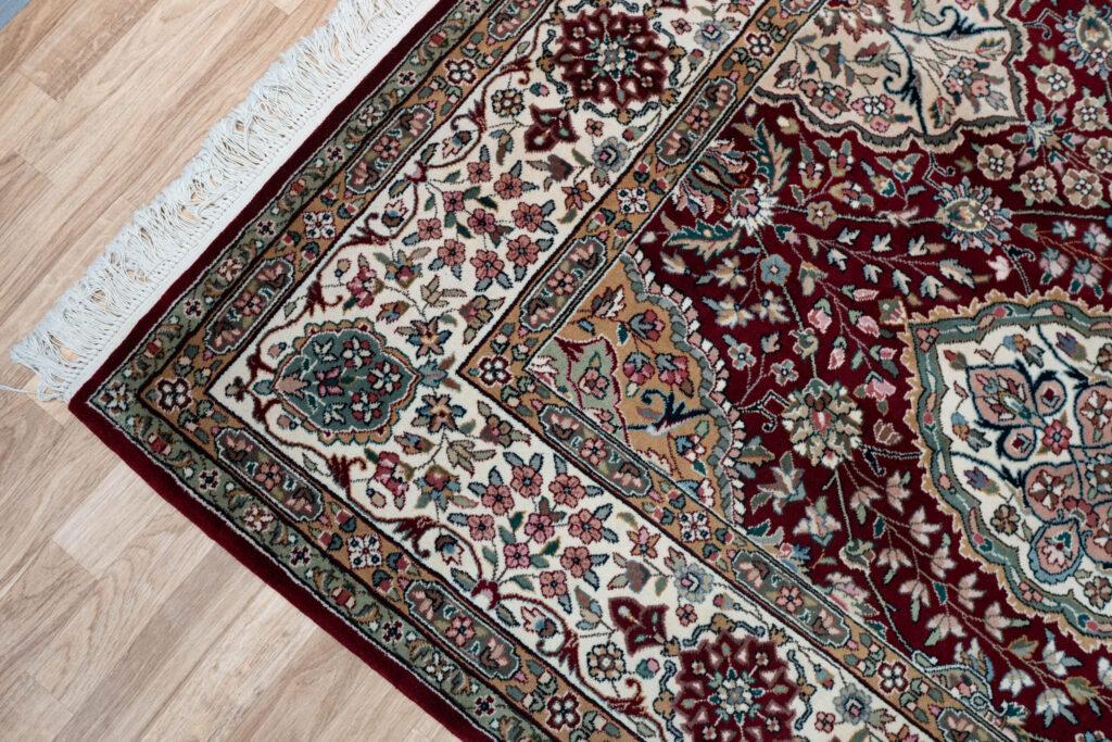 Tabriz Wool Silk Rug 6'x9' View 5