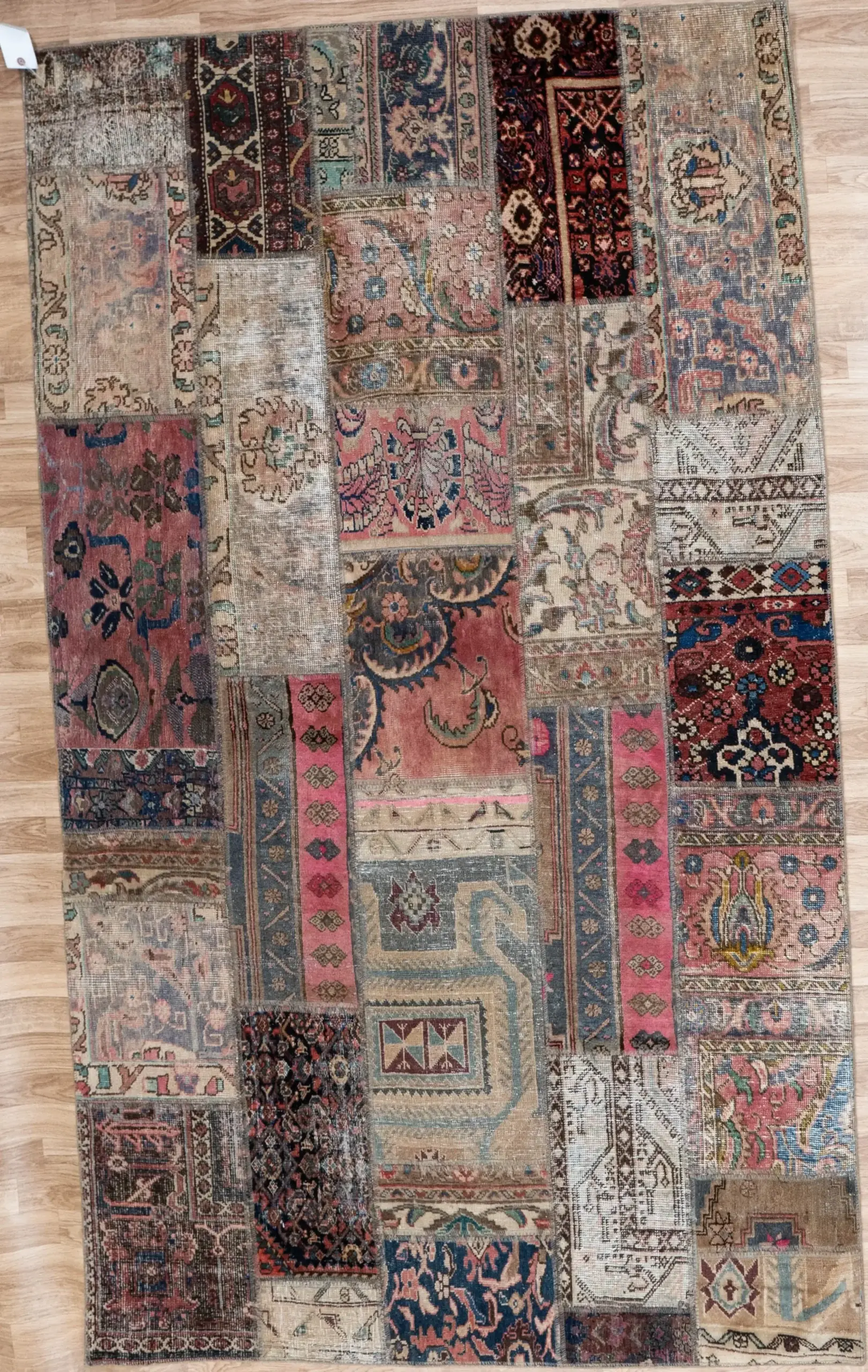 Vintage Patch wool 5.5 x 8.0' View 3