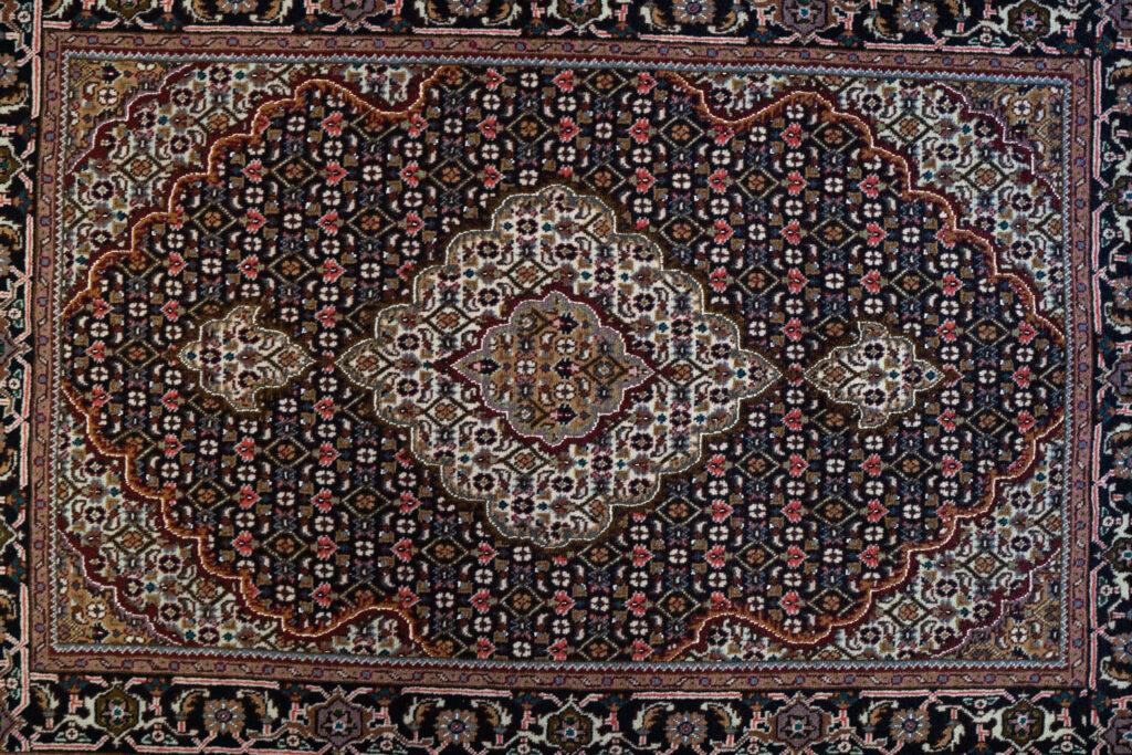 Tabriz Wool Silk Rug 3.2'x5.1' View 2
