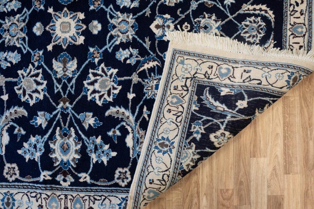 Nain Wool Silk rug 4.8'x6.8' View 4