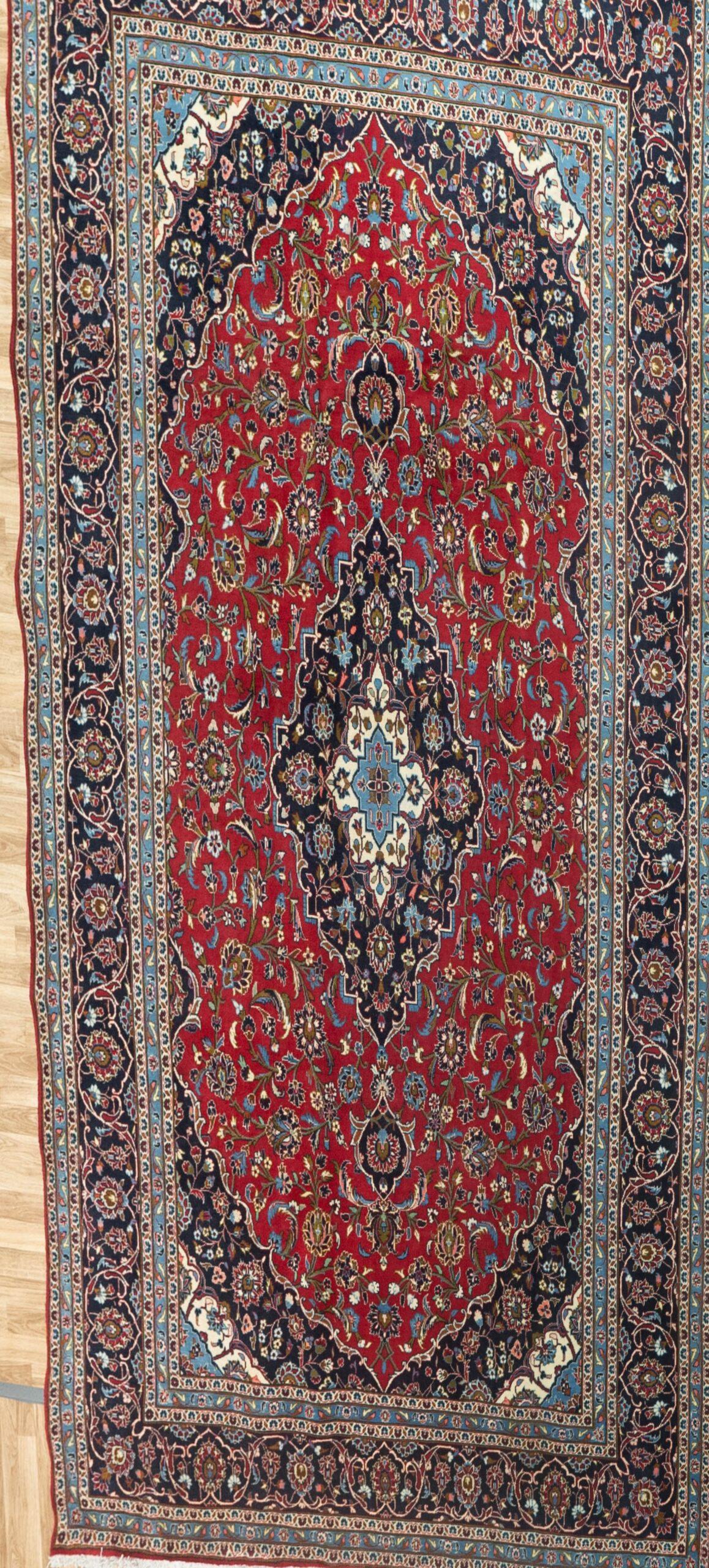Kashan Wool rug 8.1'x11.10' View 1